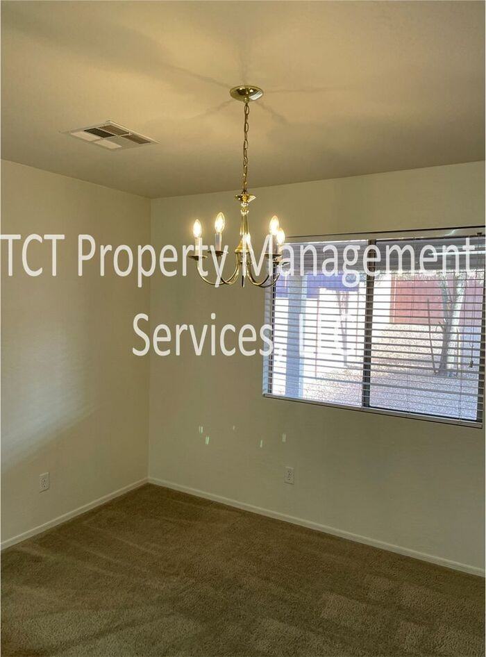 23420 W Cocopah St - Photo 4 of 7