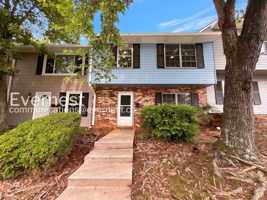 featured image of 396 Promenade Ct Sw