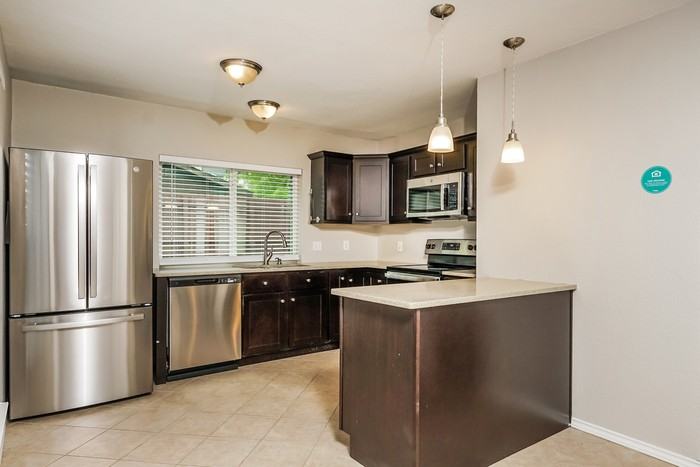 1007 Mill Run Dr - Photo 5 of 16