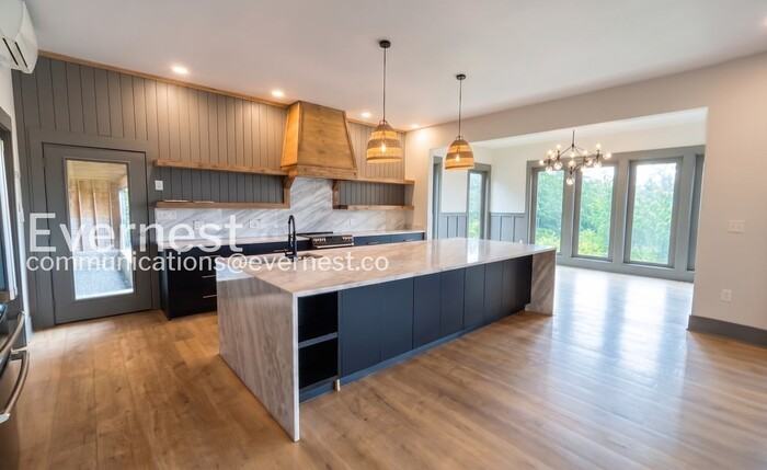 840 Piney Ridge Trl - Photo 3 of 39