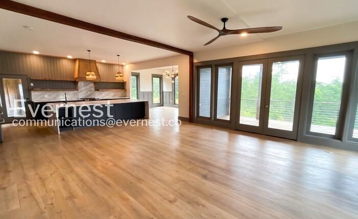840 Piney Ridge Trl - Photo 4 of 39