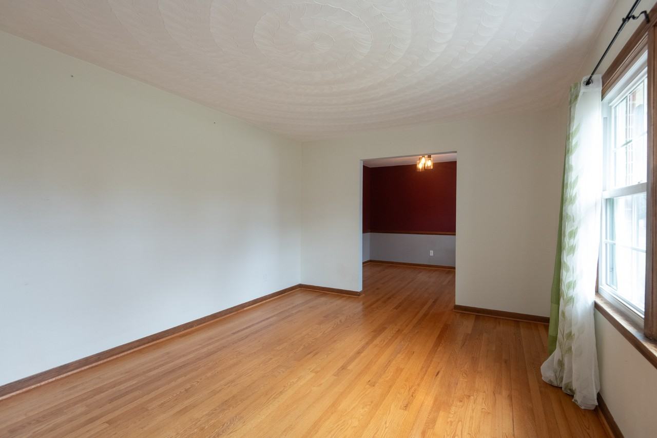 561 Summit Ridge Dr #NA - Photo 5 of 40