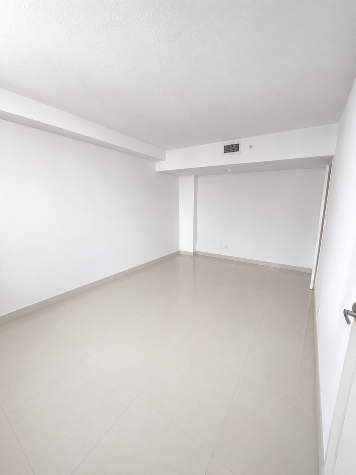 3001 S Ocean Dr #845 - Photo 5 of 17