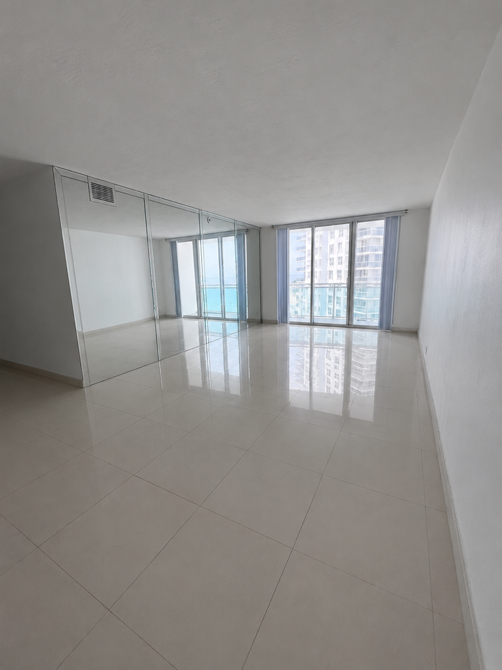 3001 S Ocean Dr #845 - Photo 7 of 17