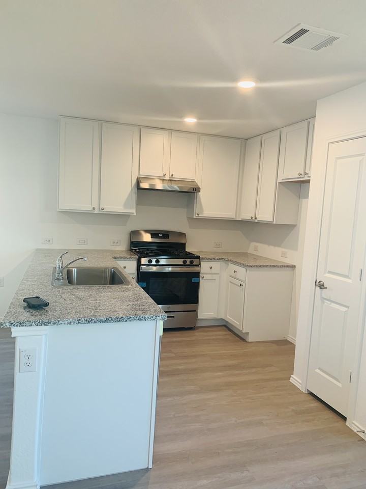 922 Manero Pass #NA - Photo 4 of 13