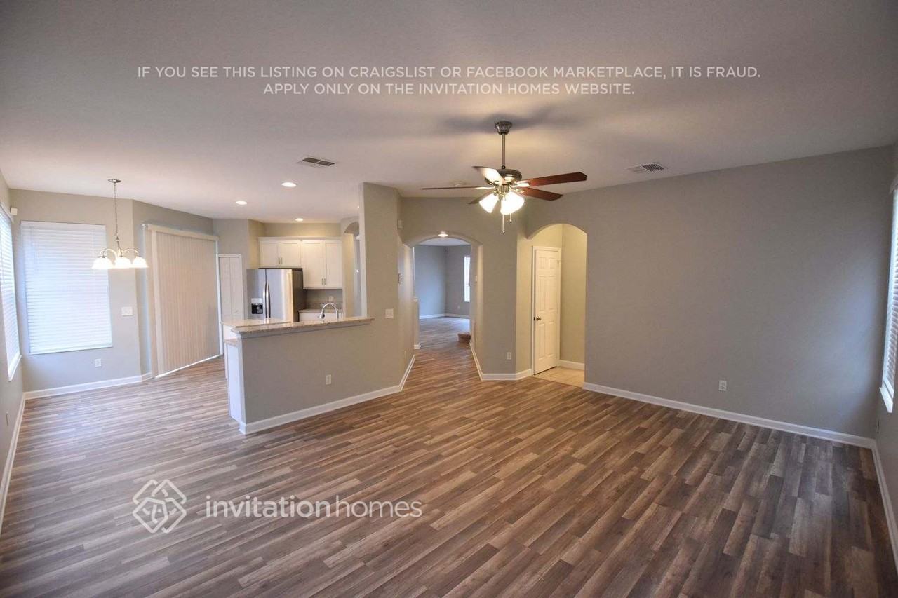 13544 Hidden Forest Cir - Photo 3 of 10