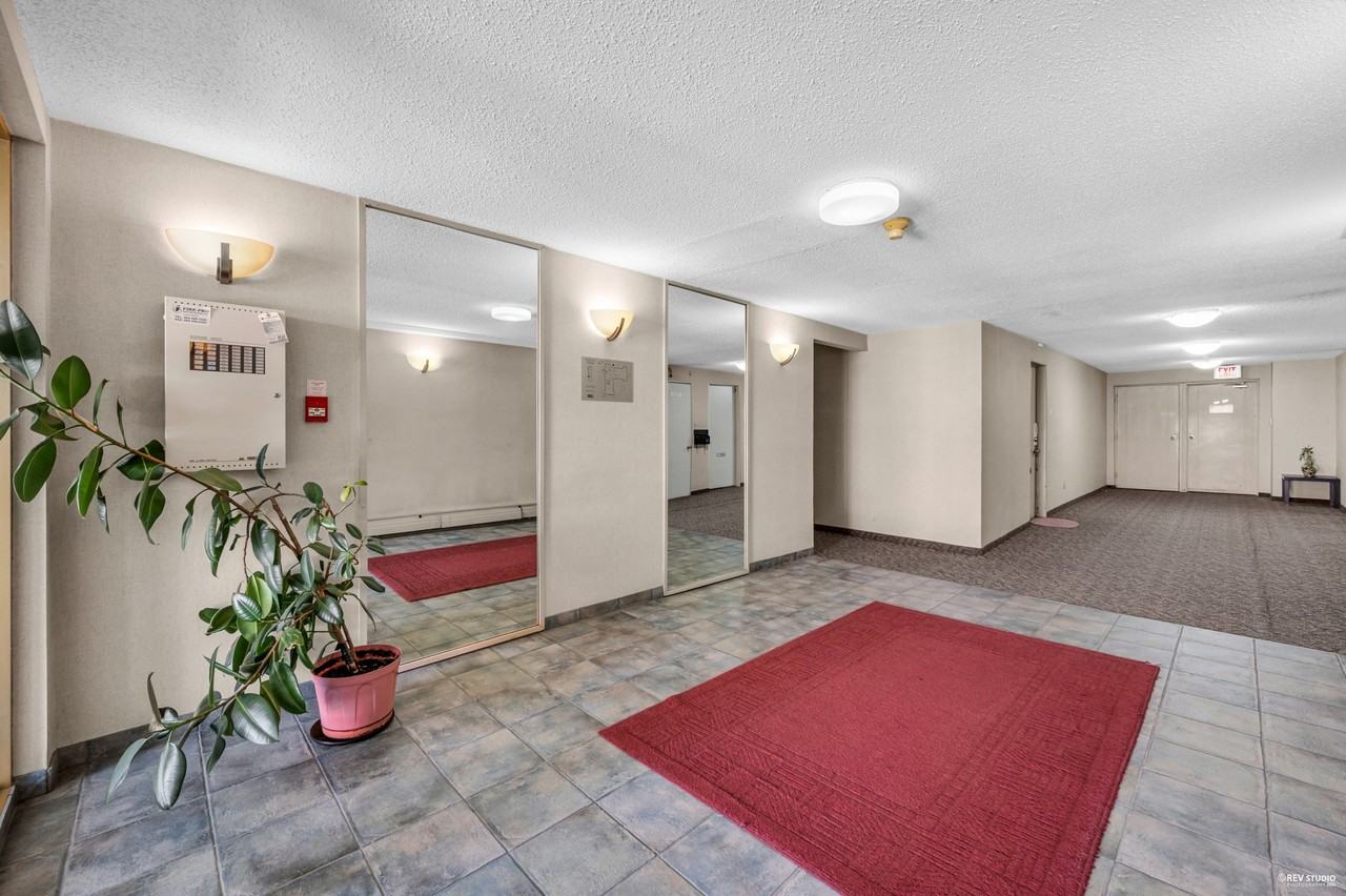 CEDARDALE COURT - Photo 3 of 50