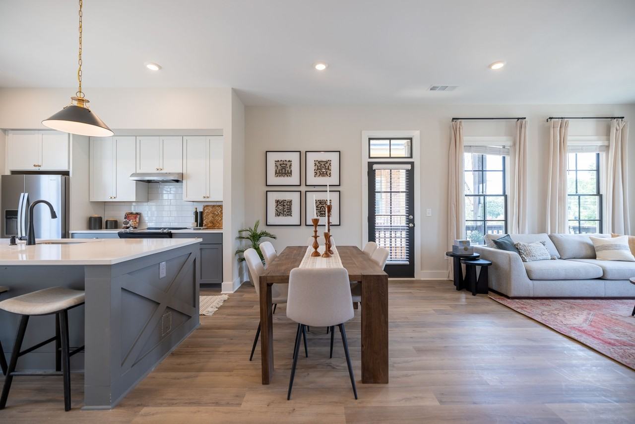 801 North Central - Photo 5 of 20