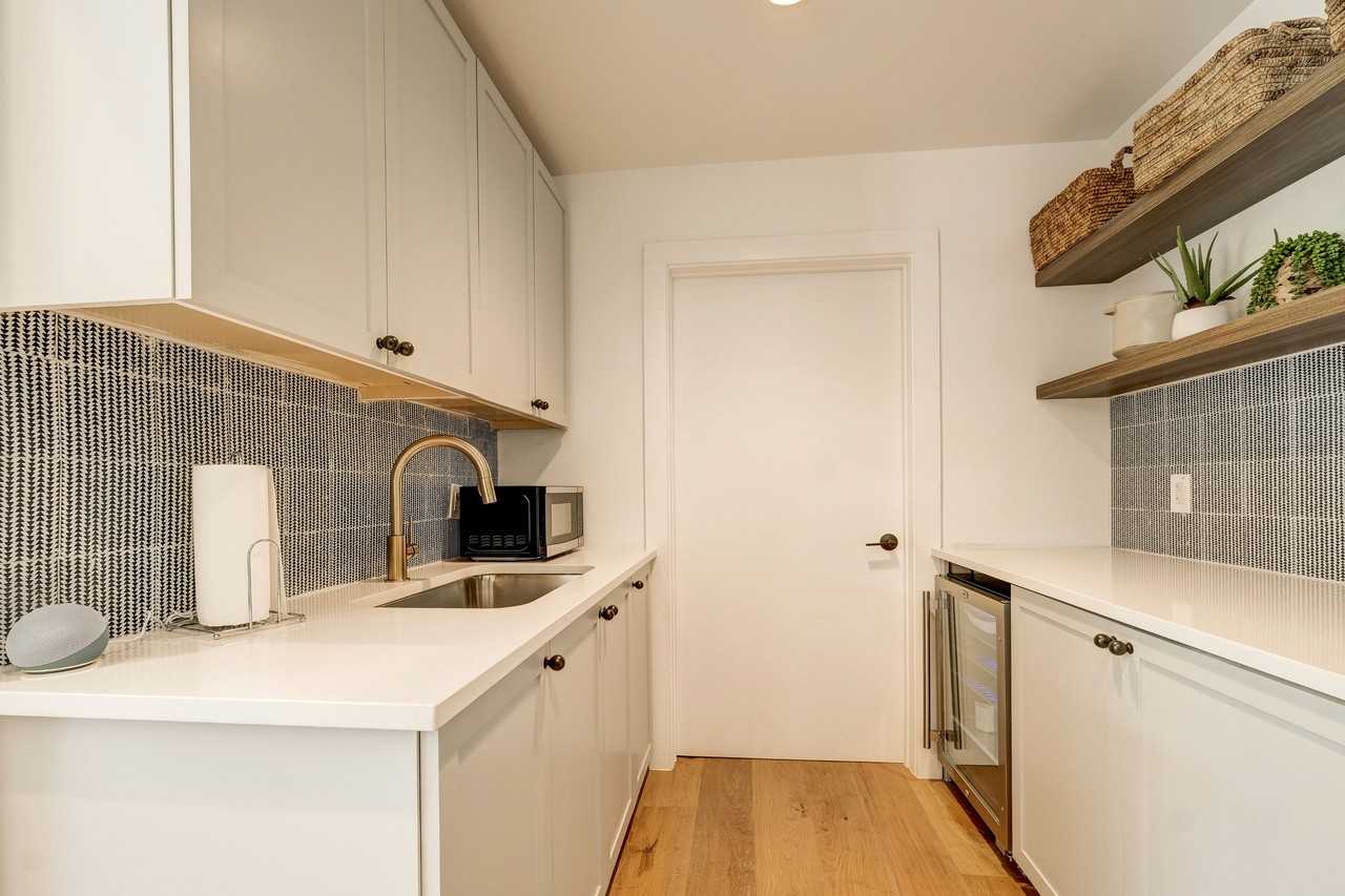 Rock Springs Duplexes - Photo 6 of 18