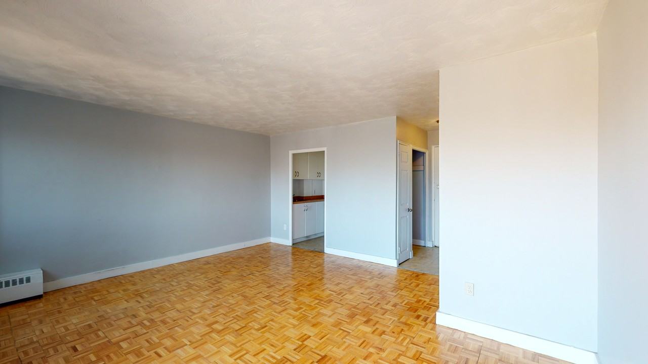 Chanteclair Apartments - Photo 6 of 15