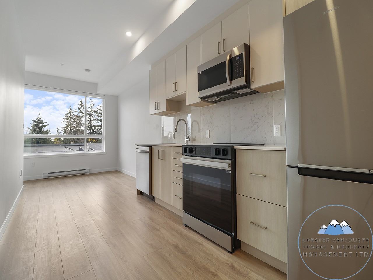 13838 108 Ave - Photo 4 of 21