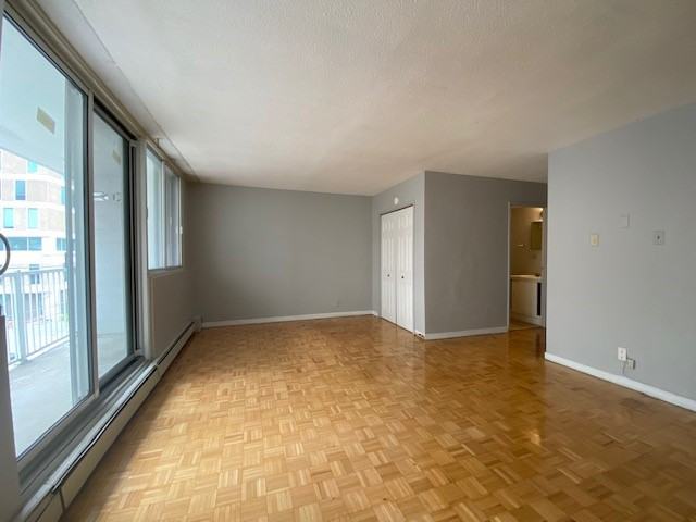 Gloucester Apartments - Photo 3 of 24