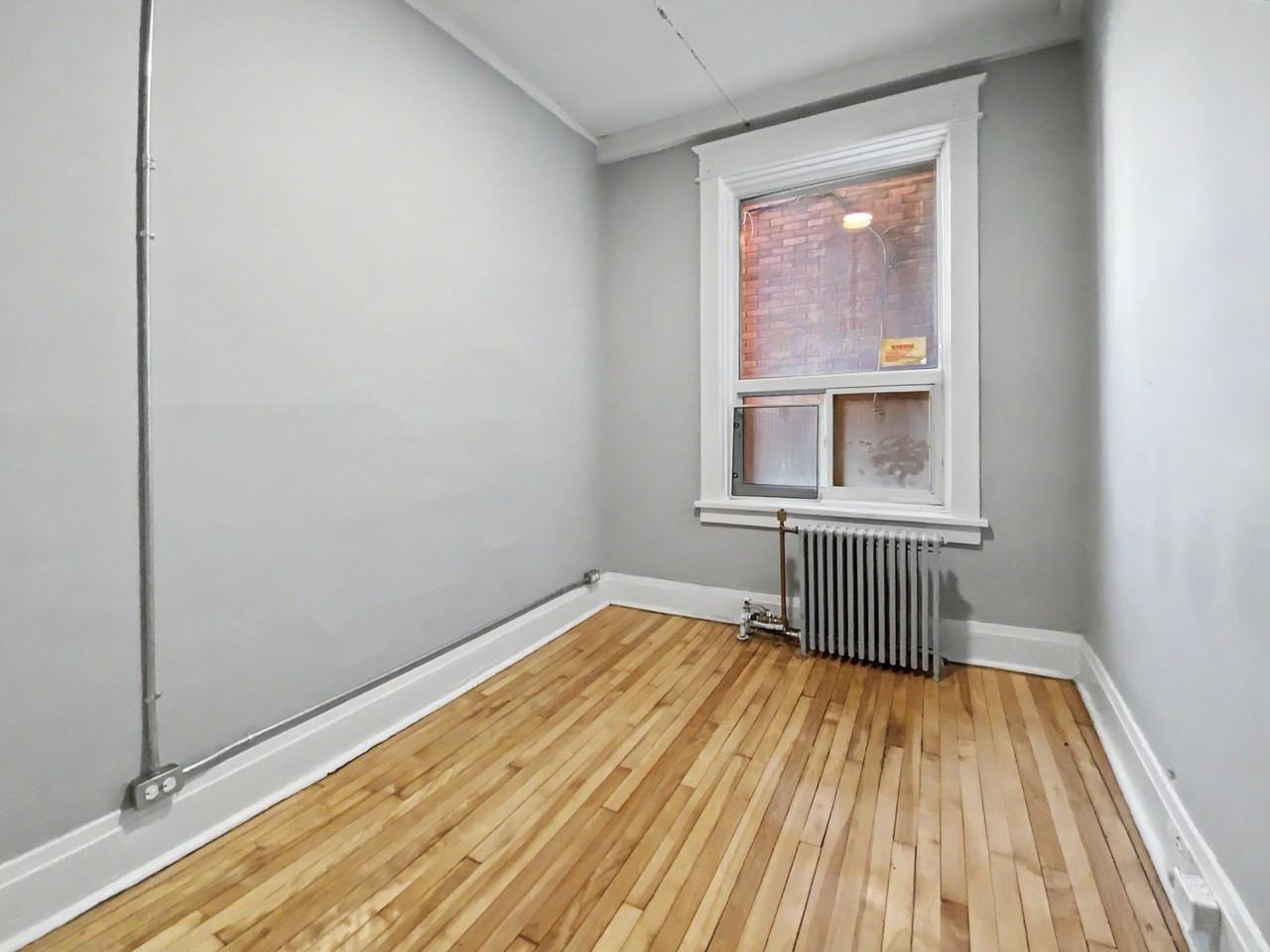 Holbrook Apartments - Photo 7 of 17