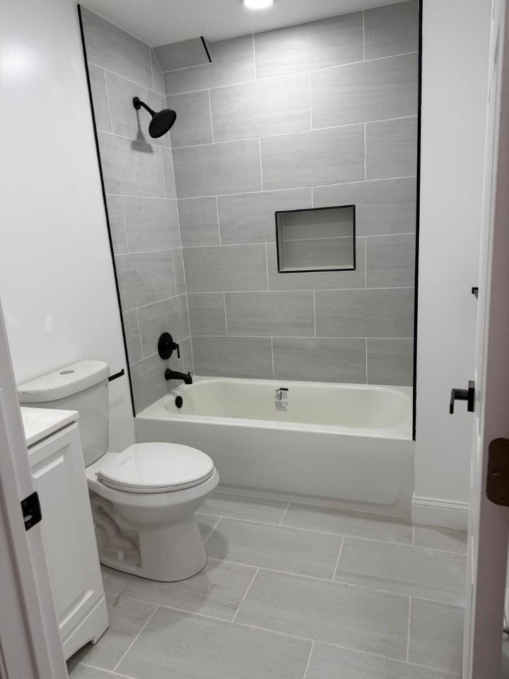 36 S Redfield St - Photo 6 of 9