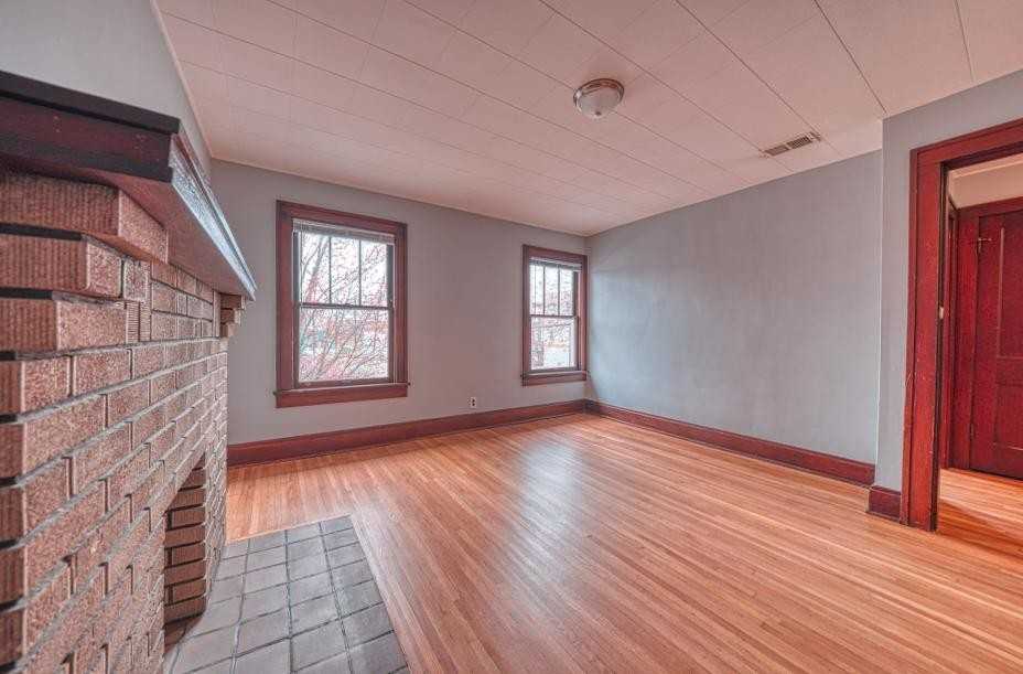 23 Wisconsin Ave - Photo 6 of 11