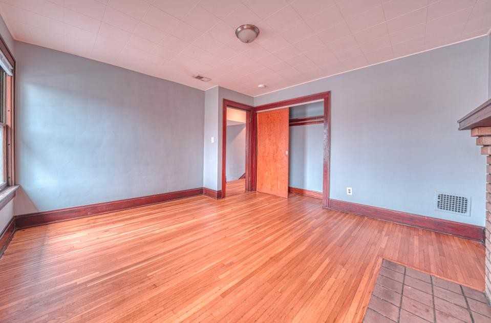 23 Wisconsin Ave - Photo 7 of 11