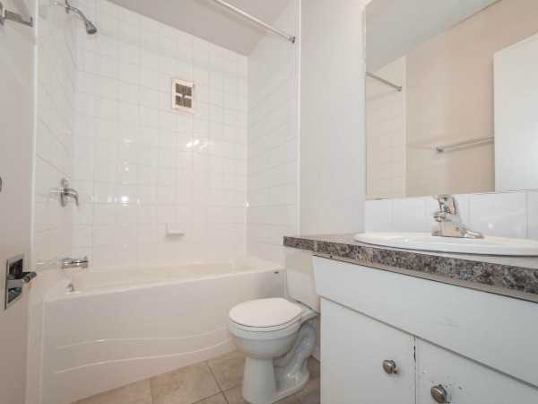 Elmwood Apartments - Photo 6 of 7