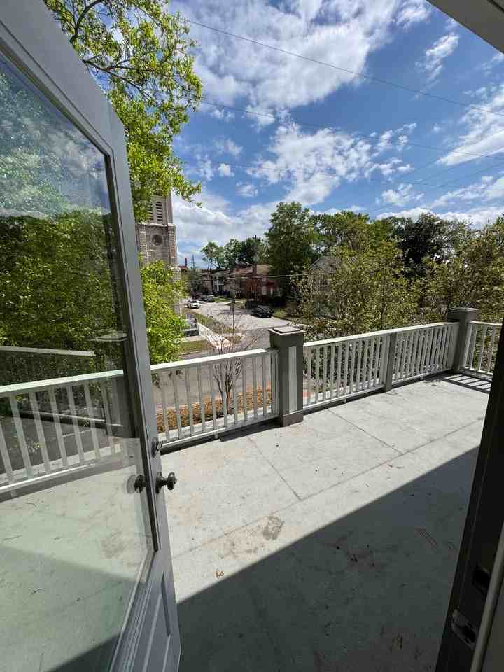 2042 N Laura St - Photo 6 of 20