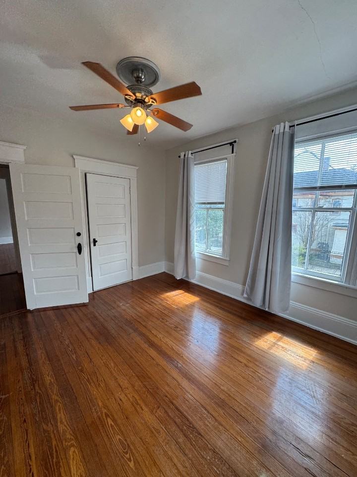 2042 N Laura St - Photo 7 of 20