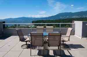 Comox - Photo 4 of 9