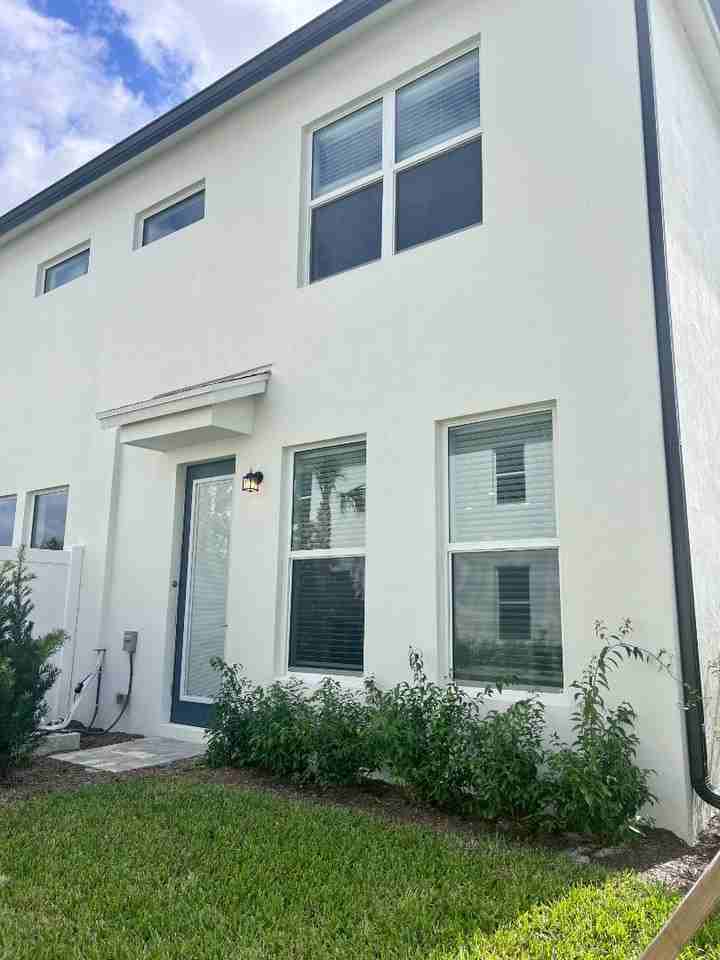 6081 Carre Way - Photo 6 of 17