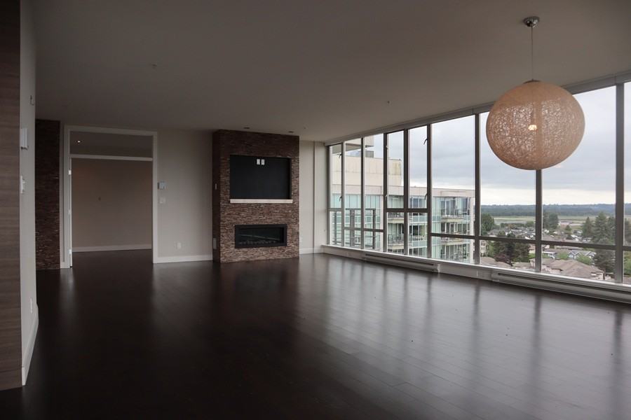 12069 Harris Rd - Photo 6 of 39