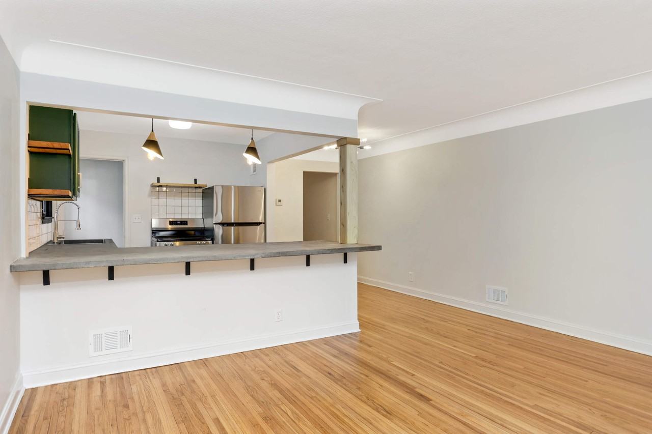 5026 43rd Ave S #1 - Photo 6 of 26