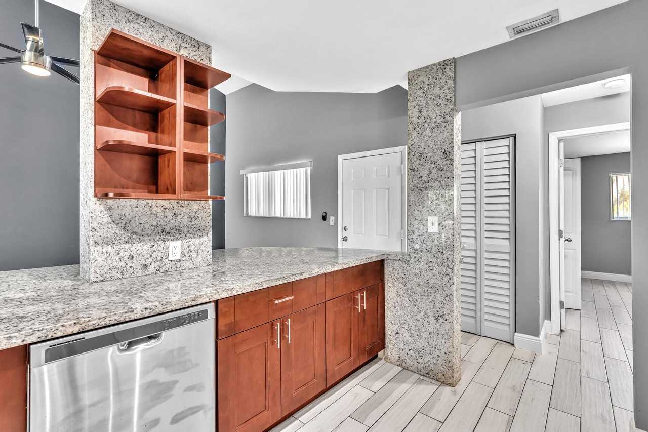 3417 Nw 44th St #1 - Photo 3 of 47