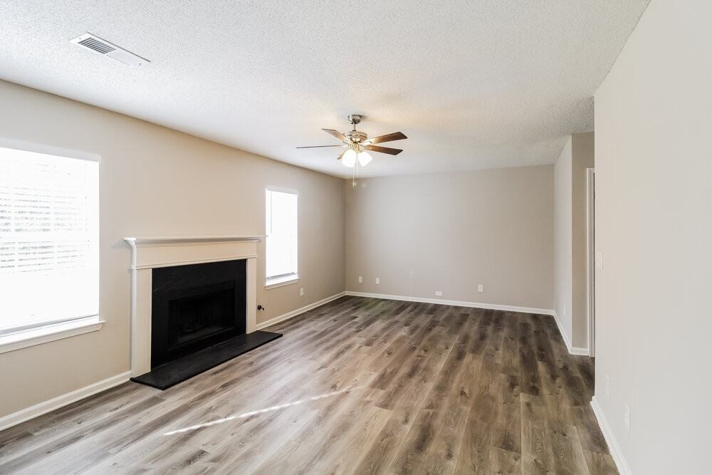 4341 Ward Bluff Ct - Photo 4 of 17