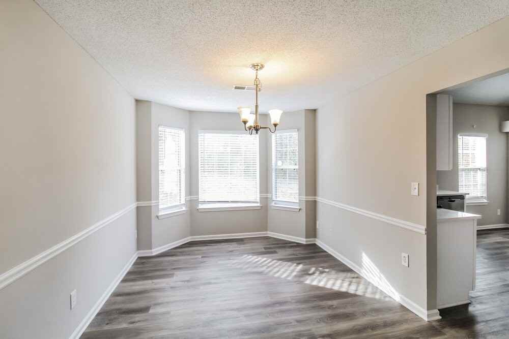 4341 Ward Bluff Ct - Photo 6 of 17