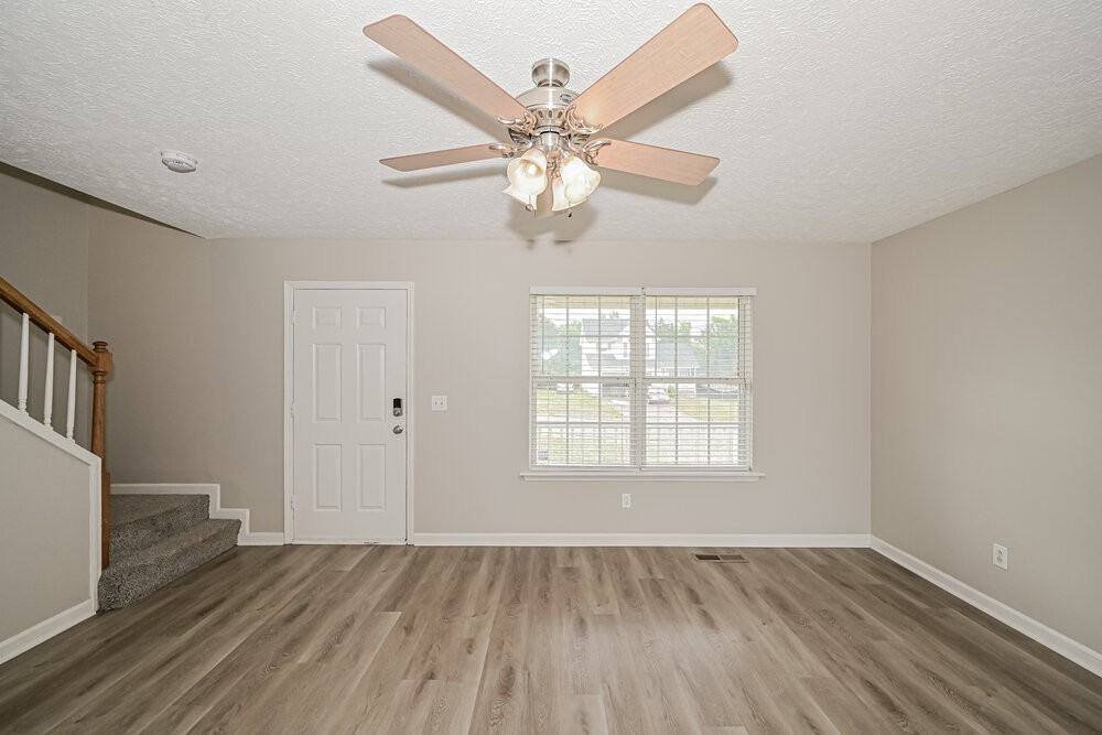 1711 Luton Dr - Photo 5 of 17