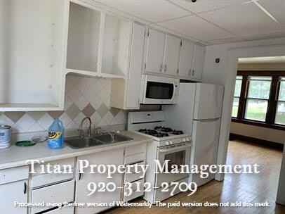 1234 Grand St #1 - Photo 5 of 10
