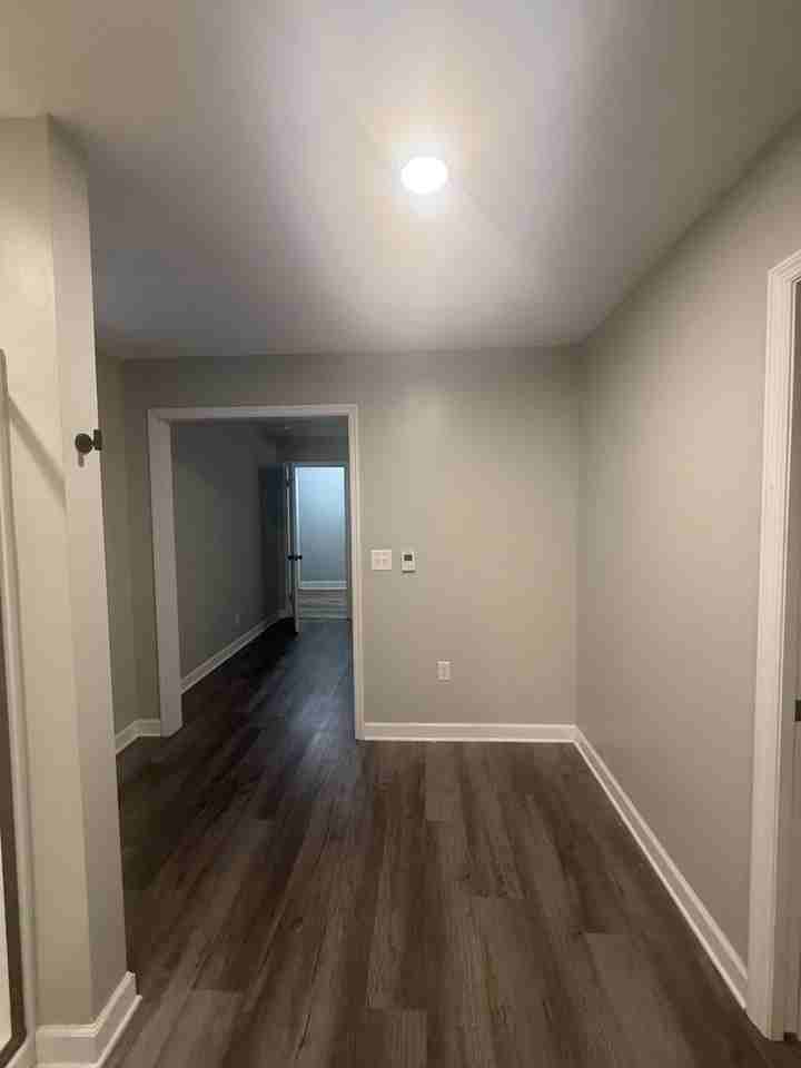 503 N Lincoln St #1 - Photo 7 of 17