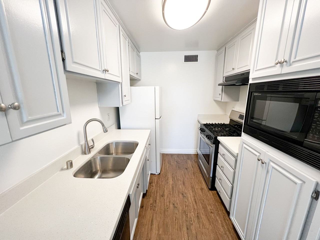 Sherman Way Apartments - Photo 6 of 31