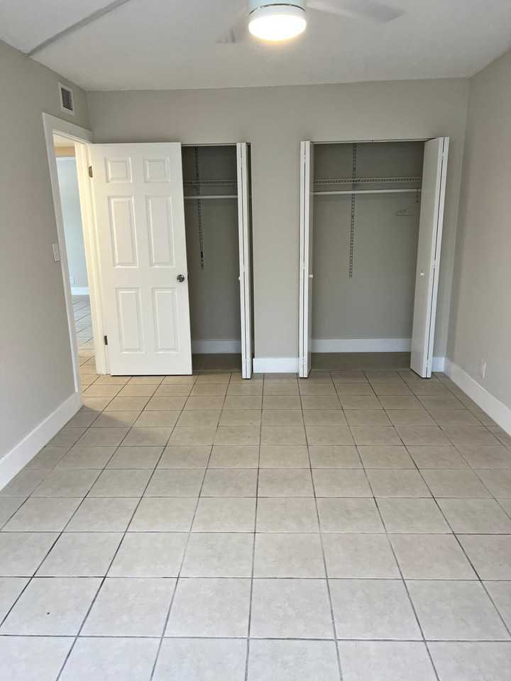 1800 Nw 4th Ave #3 - Photo 5 of 9