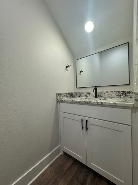 3231 Naomi Dr - Photo 3 of 9