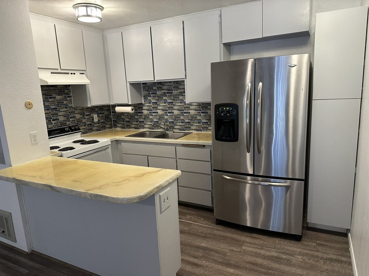 6386 Rancho Mission Rd #1 - Photo 4 of 11