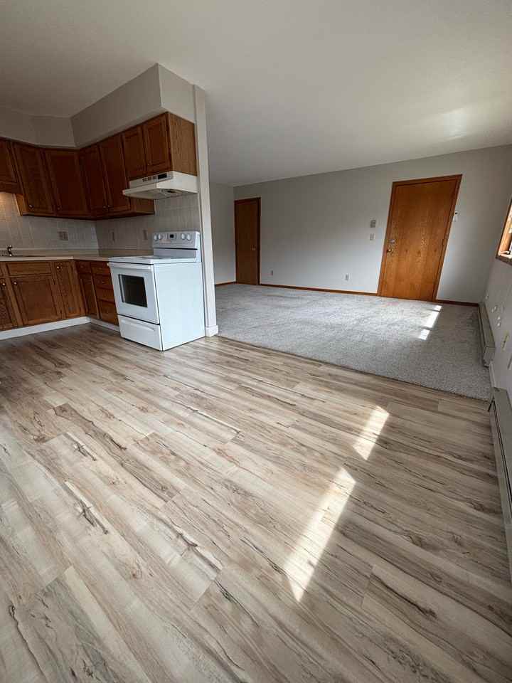 2610 N 21st St #3 - Photo 3 of 15