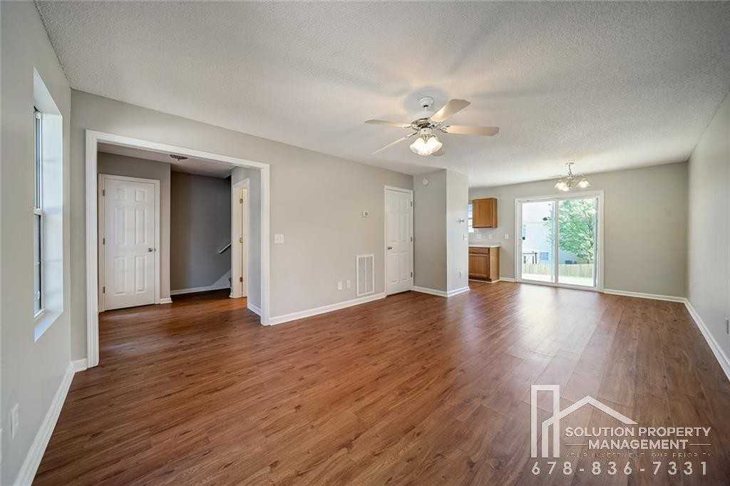 23 Westside Chase Sw #1 - Photo 2 of 14