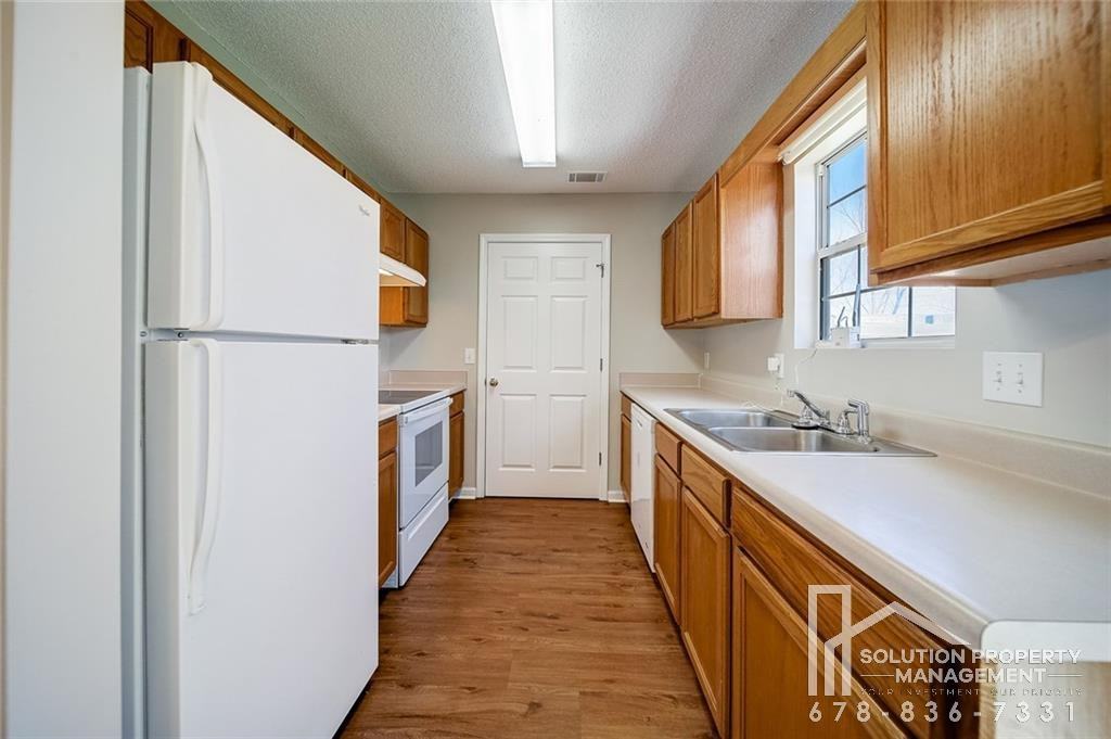 23 Westside Chase Sw #1 - Photo 5 of 14