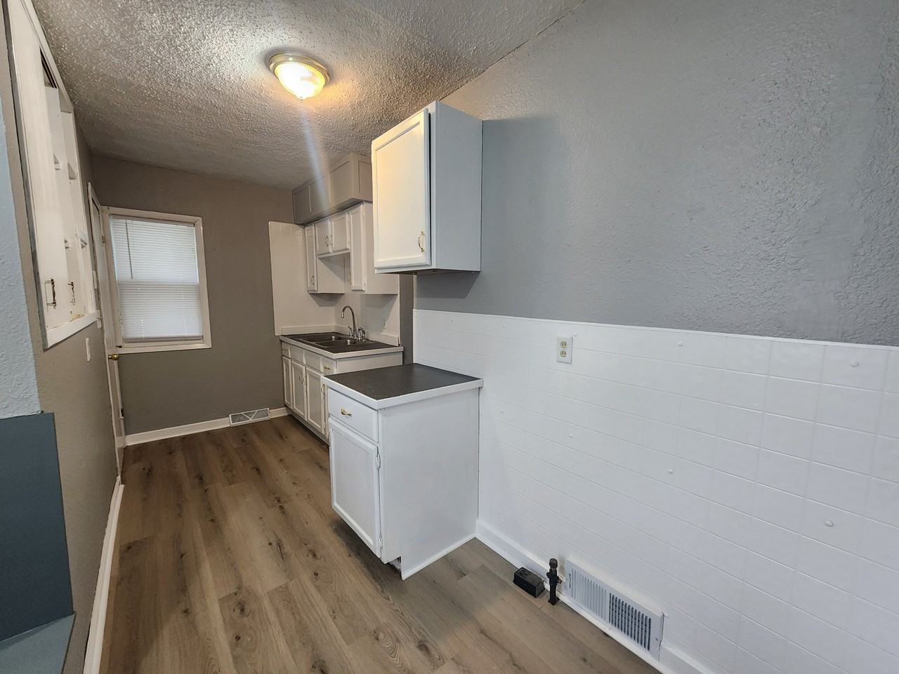 151 French St #1 - Photo 5 of 13