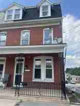 251 E Maple St #1 - Photo 1 of 1
