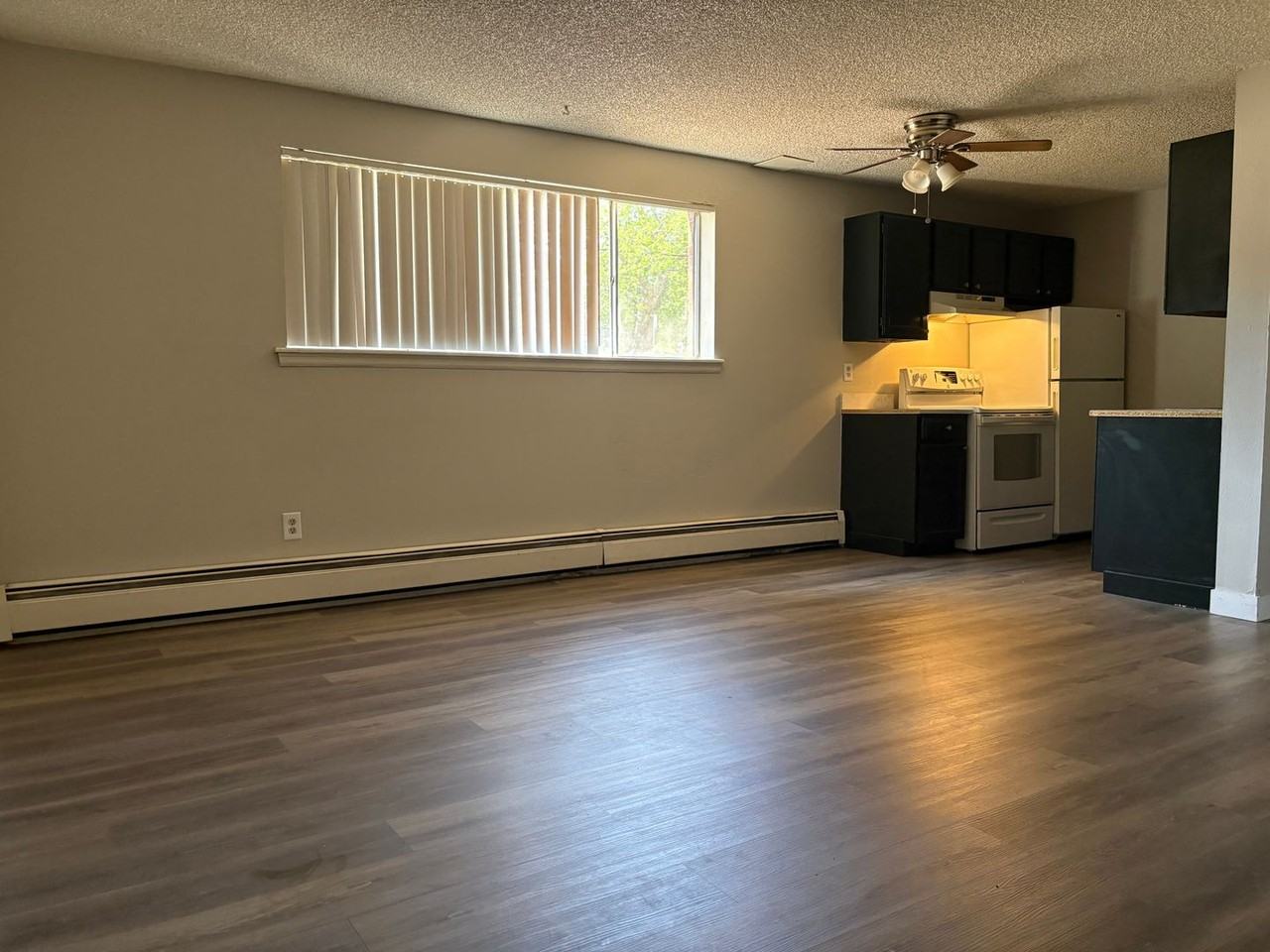751 W Prentice Ave - Photo 2 of 13
