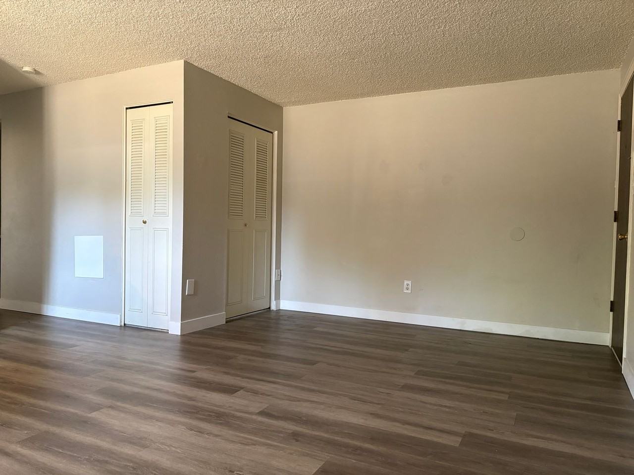 751 W Prentice Ave - Photo 4 of 13