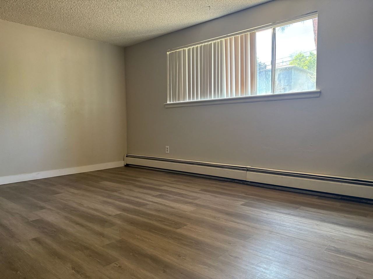 751 W Prentice Ave - Photo 5 of 13