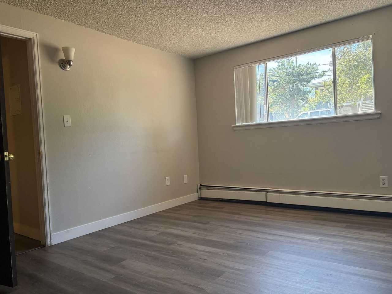 751 W Prentice Ave - Photo 6 of 13