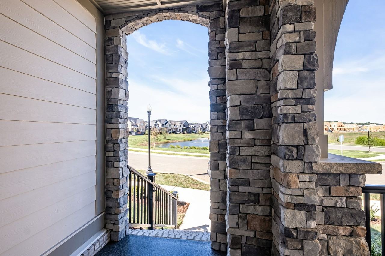 247 Asterwood Cir #1 - Photo 5 of 31