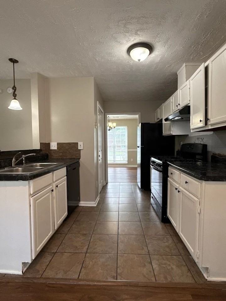 5974 S Deshon Ct - Photo 5 of 13