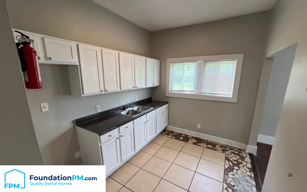 701 E Alston Ave #1 - Photo 4 of 18