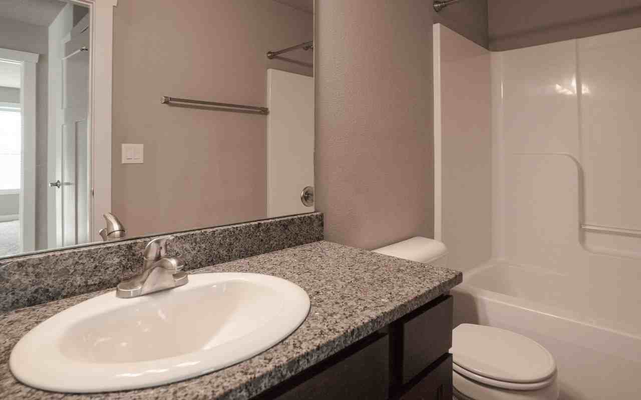 Ironwood Glen Townhomes - Photo 7 of 30